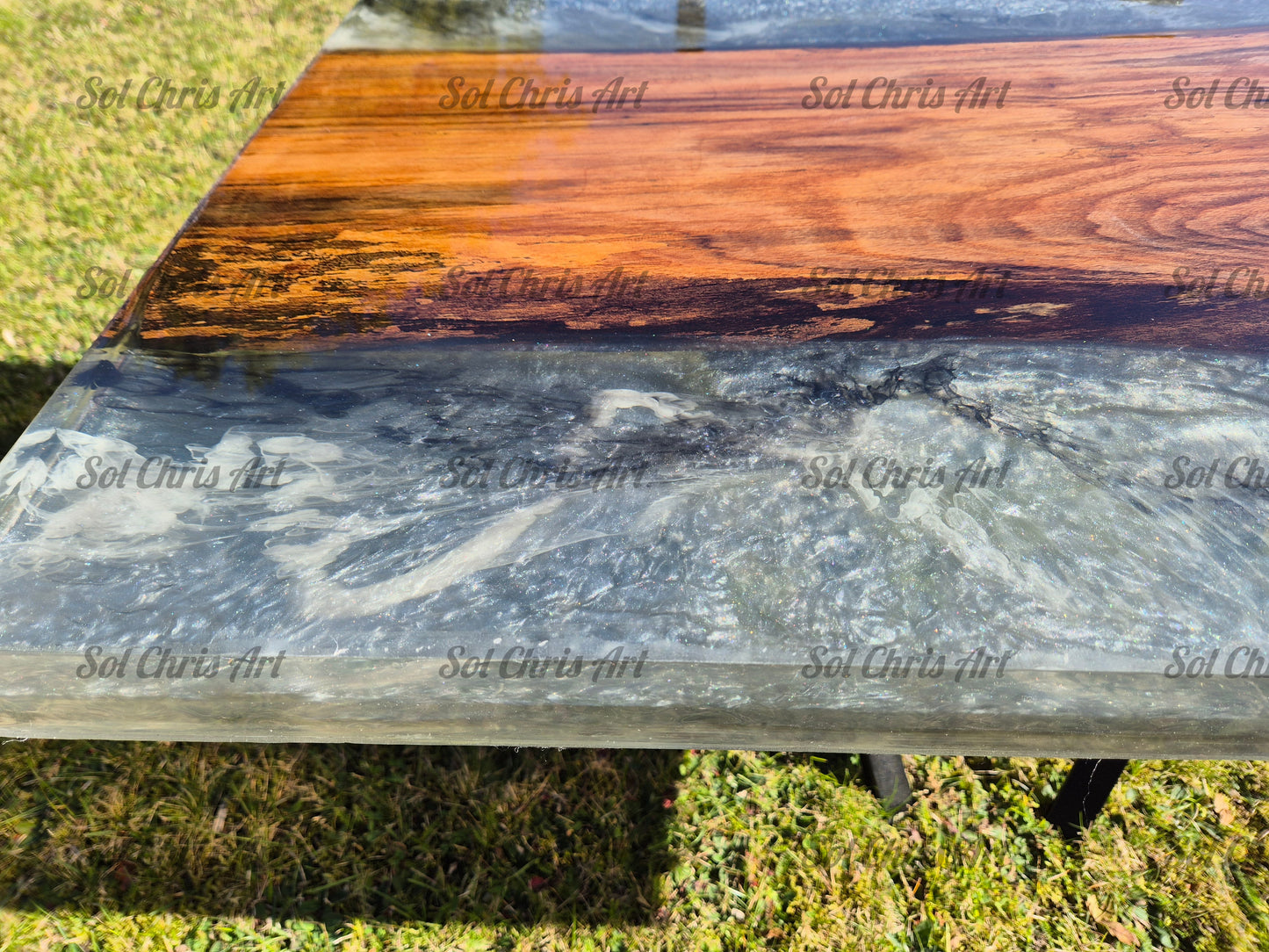 Bord med træplanke i rød eg